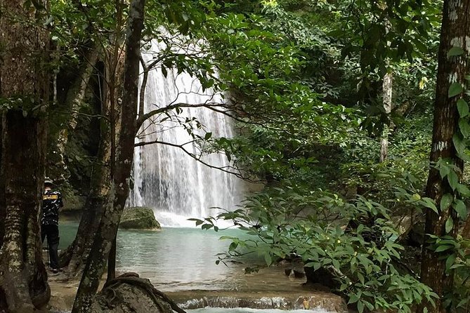 Private Tour : Erawan Waterfall and Bridge over the River Kwai - Kanchanaburi War Cemetery: a quiet first stop