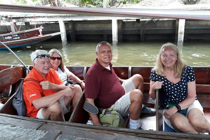 Private Tour: Floating Market and Maeklong Tour from Bangkok - Thai crafts, lunch, and the Sampran cultural village