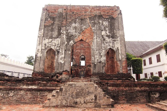 Private Tour: Full Day Ancient City of Ayutthaya and Lopburi - Lunch before the Ayutthaya temples
