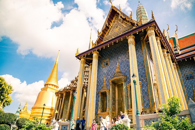 Private Tour: Half-day Grand Palace and Wat Arun by Boat - A smart morning route through old Bangkok