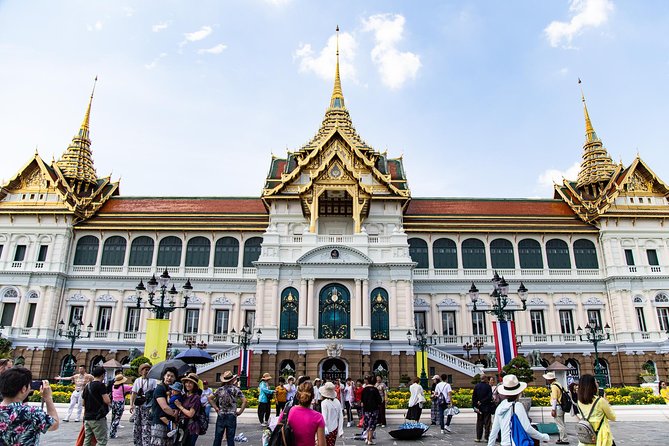 Private Tour: Half-day Grand Palace and Wat Arun by Boat - Thonburi canals by longtail boat