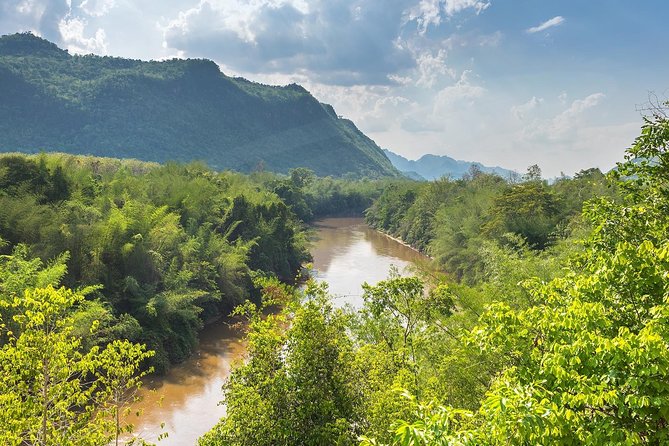 Private Tour: Thai–Burma Death Railway Bridge on the River Kwai from Bangkok - Thai lunch after the train ride