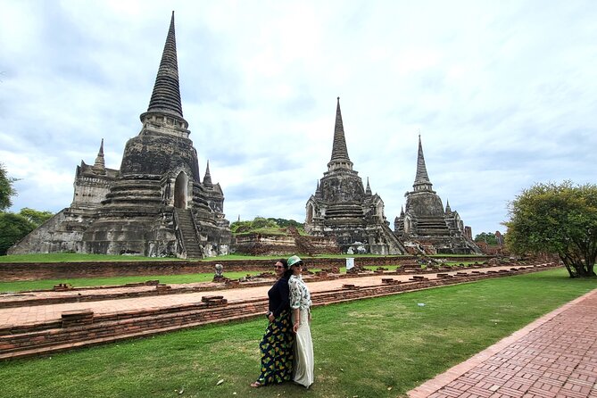 Private Tour to Ayutthaya, World Heritage Site with Boat Tour - Wat Phanan Choeng and the 19-meter seated Buddha