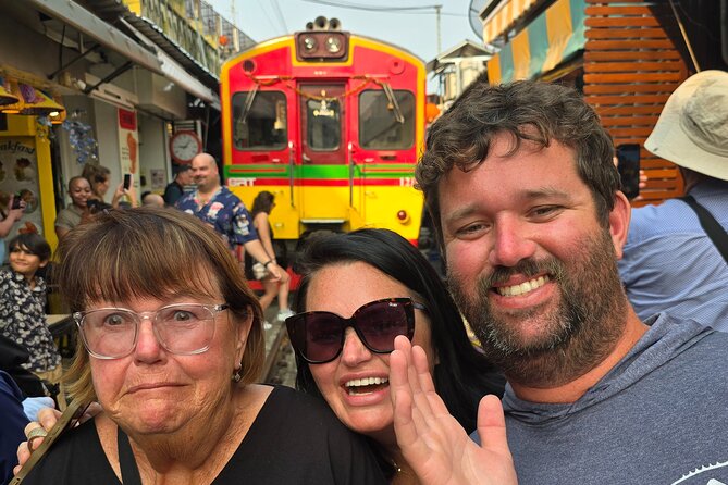 Private Tour to Maeklong Railway Market and Floating Market - What the $125 price gets you