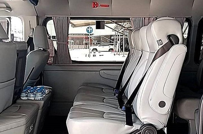 Private Transfer from Hotel to Bangkok Airport incl. tollway - The drive to BKK or DMK