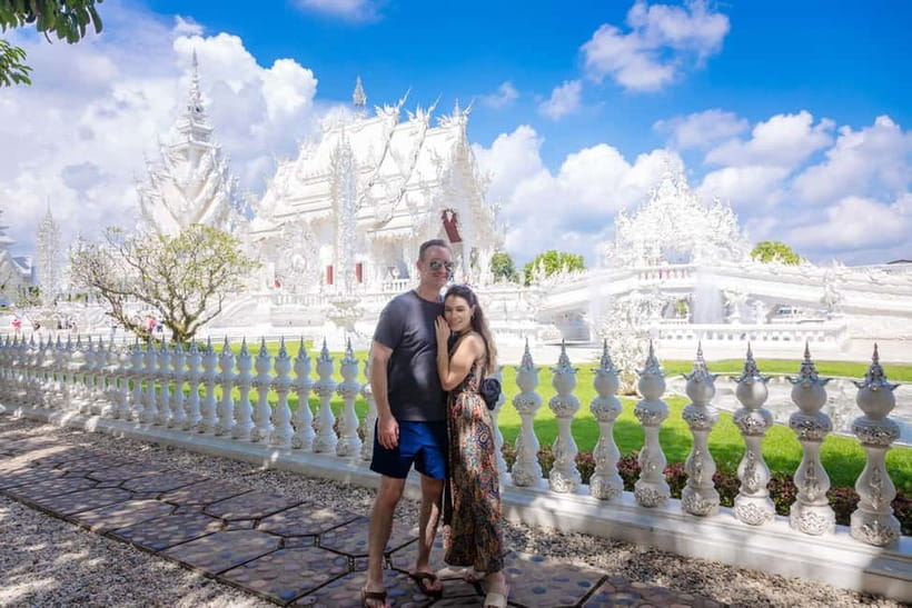 Red, Blue, White Temples & Hot Spring Trip from Chiang Mai - Mae Kachan Hot Spring: a 30-minute reset