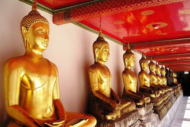 Royal Grand Palace and Bangkok Temples: Half Day Tour - Wat Traimit and the five-and-a-half-ton Buddha