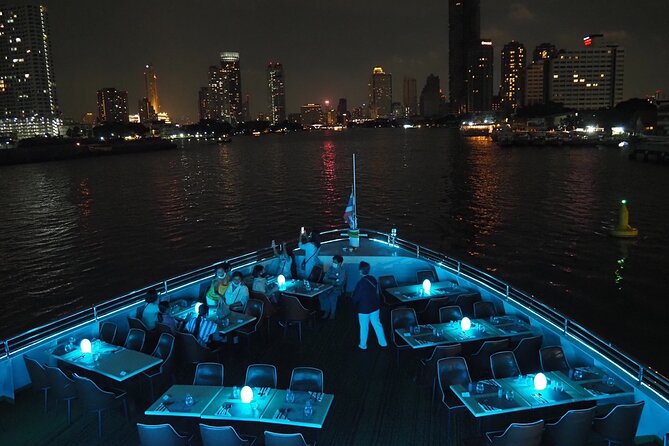 Royal Princess Dinner Cruise: Bangkok Chao Phraya River - Wat Kanlayanamit and the Thonburi bank