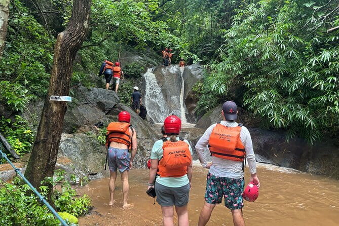 Safety whitewater rafting in Chiangmai by Khampan Rafting - Safety instruction for first-time rafters