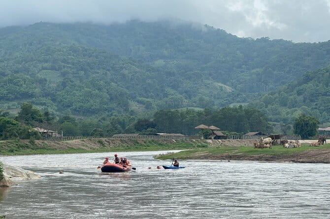 Safety whitewater rafting in Chiangmai by Khampan Rafting - Scenery between the faster stretches