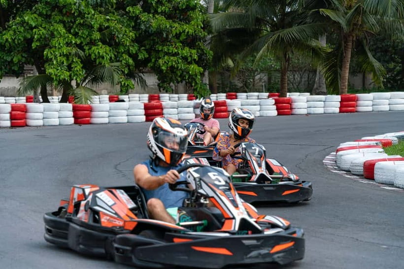 Samui Go-Karting Experience – Sodikart RT10 Outdoor Race - Your first minutes: briefing, helmet, and kart choice