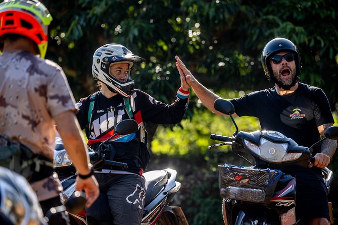 Scooter Adventure with elephants, views and FUN drive yourself - The guides and the feel of the day