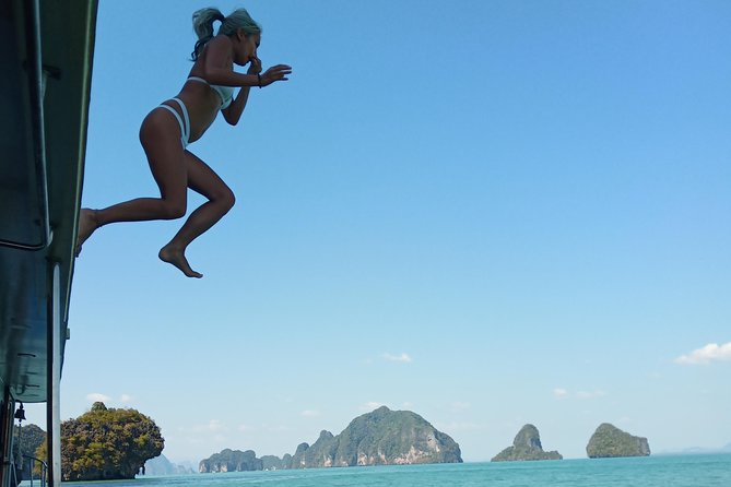 Secrets Of Phang Nga Bay Boat Tour From Phuket By Phuket Sail Tours - Lunch on the boat and the Tom Kha Guy moment