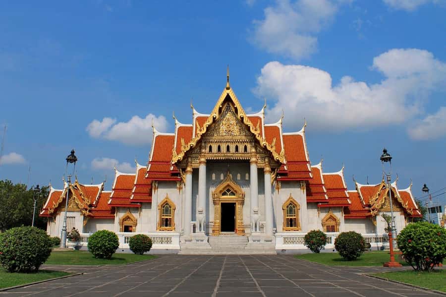 Shared Tour: Wat Pho, Wat Traimit and Wat Benchamabophit - Key points to know before booking