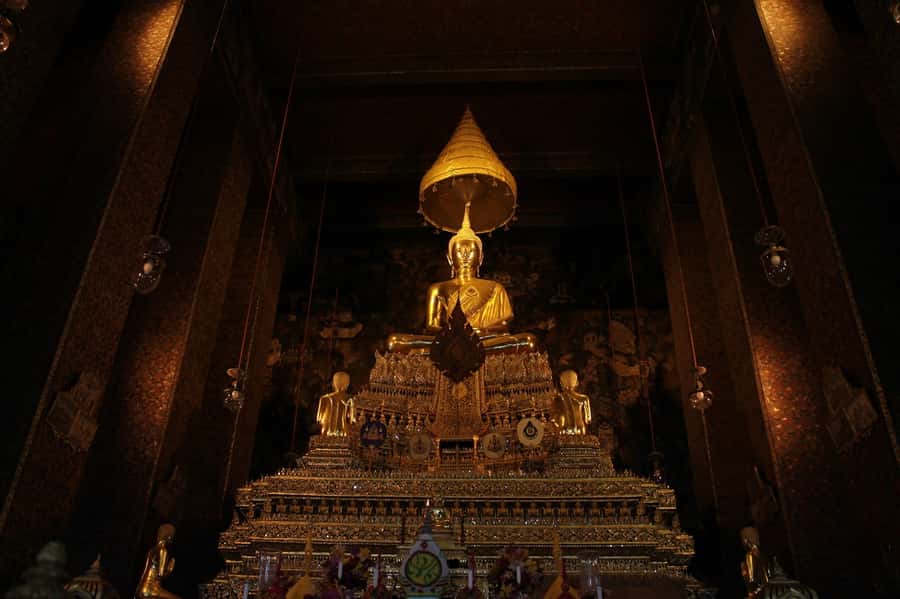 Shared Tour: Wat Pho, Wat Traimit and Wat Benchamabophit - What to wear and bring for a smoother morning