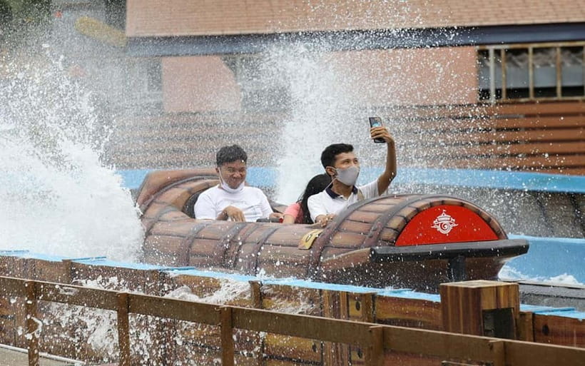Siam Amazing Park Entry Ticket with Buffet Lunch (NON THAI) - Should you book the ticket?