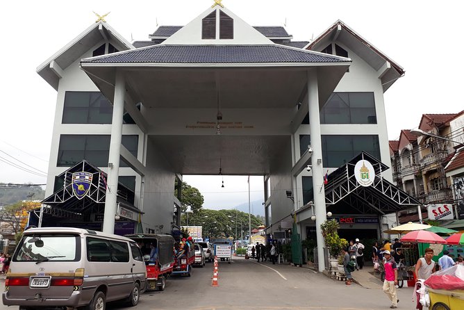 Sightseeing Join Tour Chiang Rai / PICK UP ONLY IN CHIANG RAI - The Karen village visit and its sensitive side