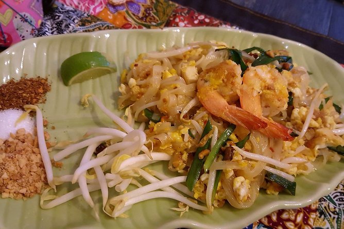 Silom Thai Cooking Experience with Market Visit - Five Thai dishes, with one important menu note