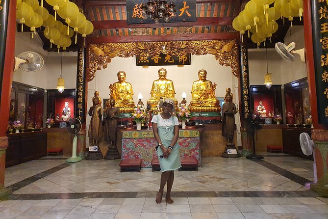 Small-Group: Unseen Bangkok's Chinatown Walking Tour - Sampeng Market and the reality of bargain hunting