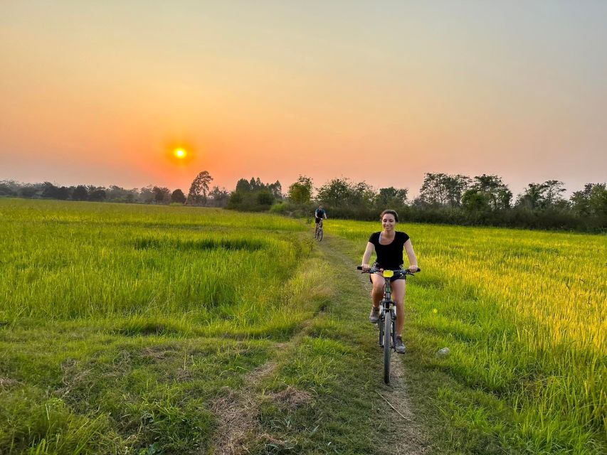 Sukhothai: 2.5-Hours Guided Countryside Sunset Bike Tour - Why this Sukhothai bike tour feels different