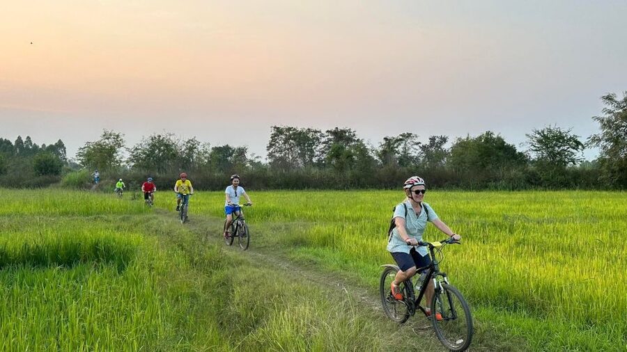 Sukhothai: 2.5-Hours Guided Countryside Sunset Bike Tour - A rural village and a working wood factory