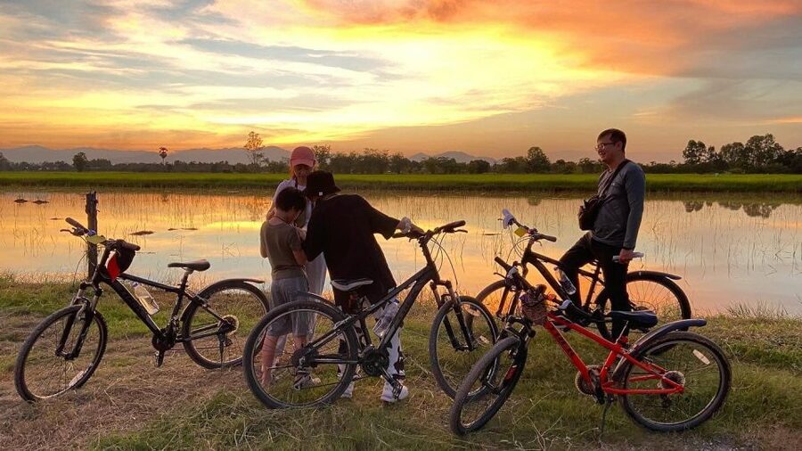 Sukhothai: 2.5-Hours Guided Countryside Sunset Bike Tour - Who will enjoy this ride most