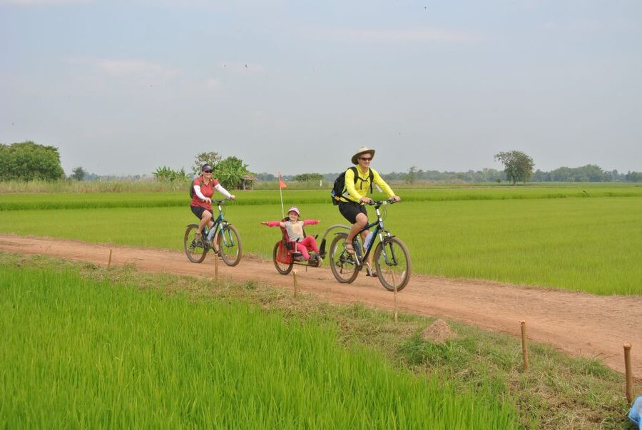 Sukhothai: Historical Park & Countryside Cycling Tour - Entering the Historical Park at the Eastern Gate
