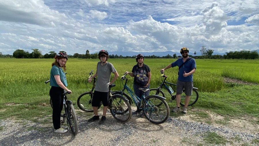 Sukhothai: Historical Park & Countryside Cycling Tour - Ban Khuai and the Everyday Side of Sukhothai