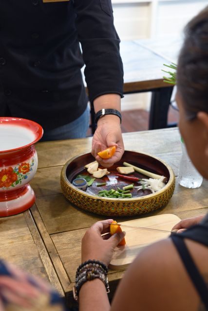 Sukhumvit: Hands-on Thai Cooking Class & Market Tour in BKK - Key points at a glance
