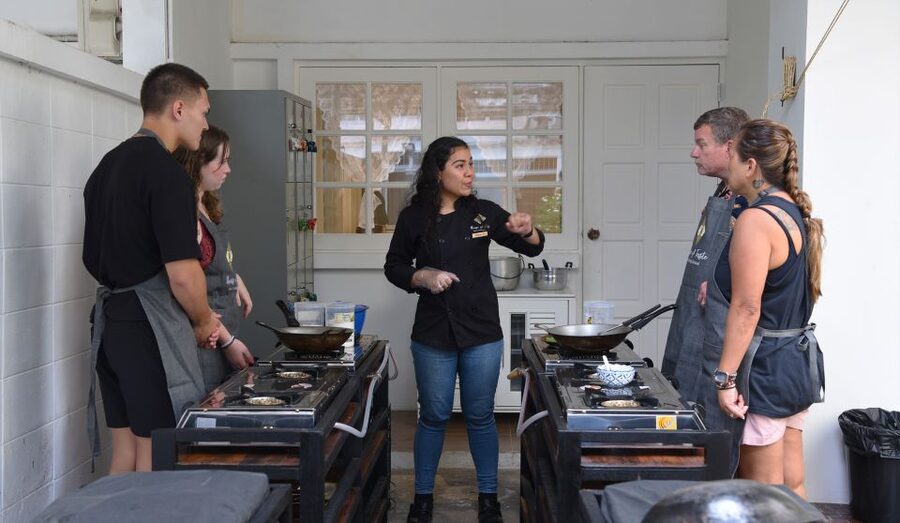 Sukhumvit: Hands-on Thai Cooking Class & Market Tour in BKK - Who should book this Sukhumvit class?