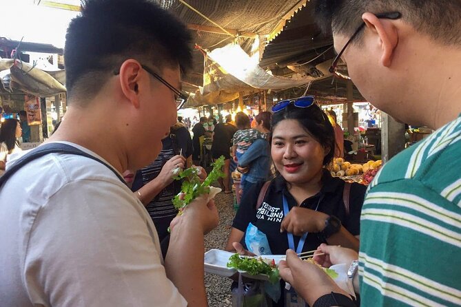 Sunset Local Eats Food Tour in Hua Hin - The guides are a major part of the value
