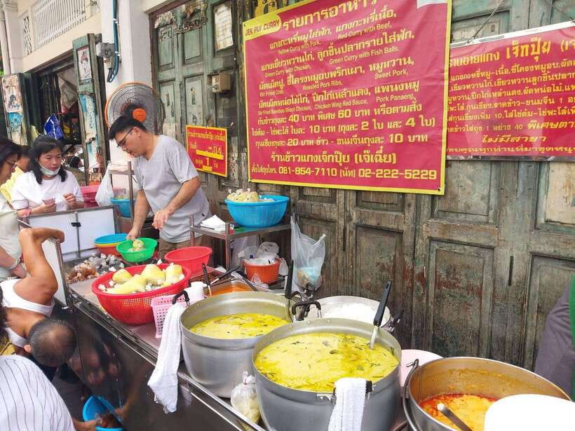Taste of Bangkok: A 3-Hour Chinatown Food Feast - Walking through Chinatown after dark