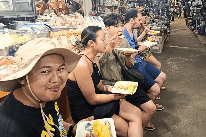 Taste of Chiang Mai: Michelin Guide Street Food Small Group 2Hr - Warorot Market: a practical first stop