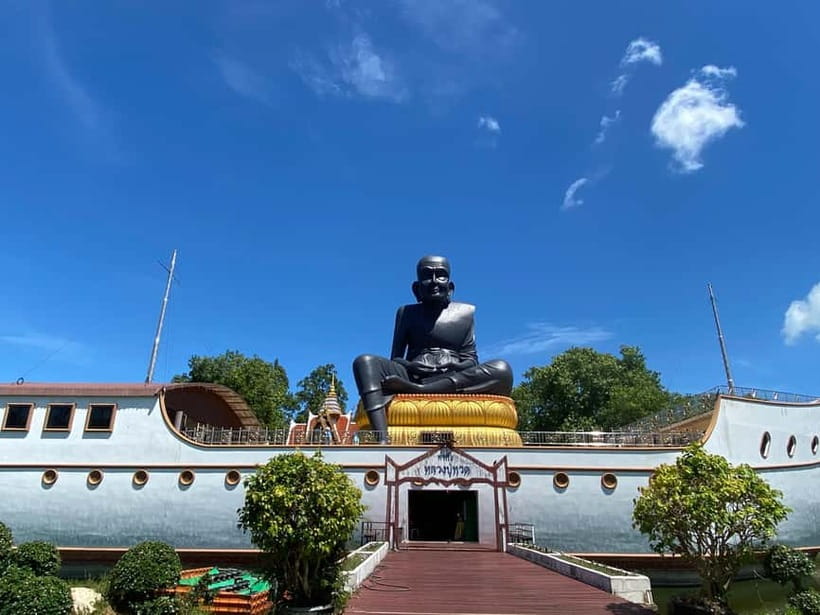 Temple Tour Around Koh Samui Full Day Excursion - Big Buddha and Wat Plai Laem begin the morning