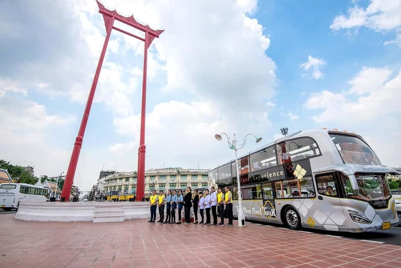 Thai Bus Food Tour Experience in Bangkok - Why a dining bus works in Bangkok