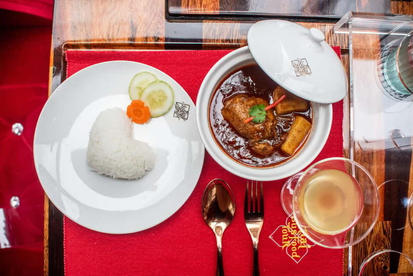 Thai Bus Food Tour Experience in Bangkok - Thai food, four departure styles, and changing menus