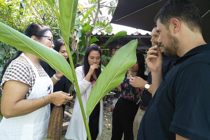 Thai Cooking Class - Starting at Jimmy’s Kitchen in Bang Kaeo