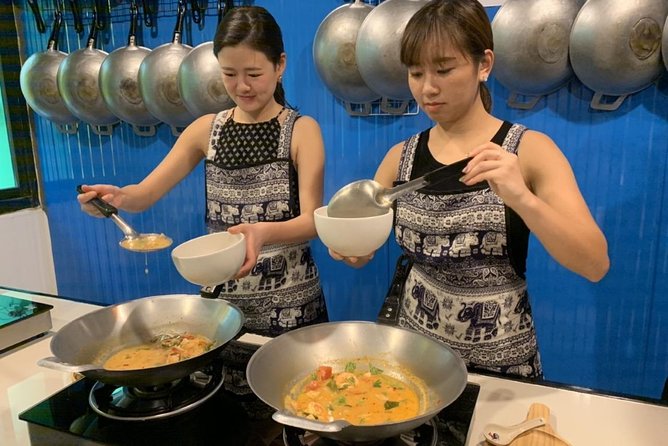 Thai Cooking Class at Tingly Thai Cooking School in Bangkok - Wat Kheak Fresh Market: The Best Context for the Food