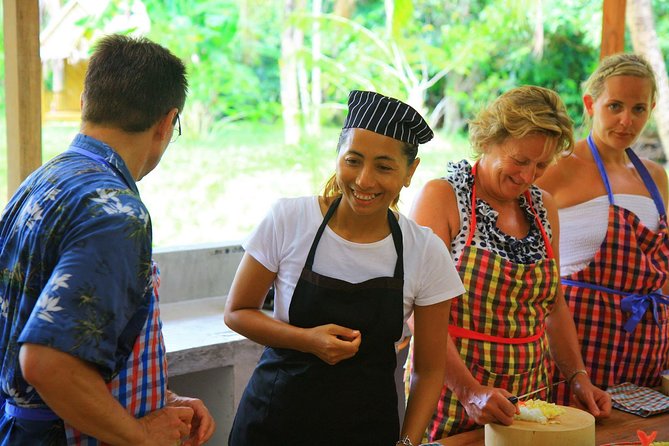 Thai Cooking Class in Khao Lak by Amazon Prime Series Chef - Key points to know before booking