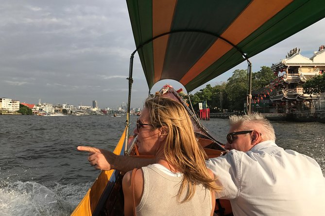 Thai Tour Guide : PRIVATE Highlight of Bangkok + Canal Tour + Simple Thai Lunch - The Amulet Market and Bangkok’s spiritual side
