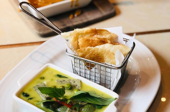 Thai Vegan Bangkok with Expert Guide - Benjasiri Park adds a quiet pause near Phrom Phong