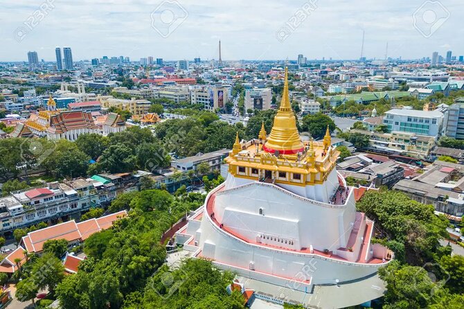 The Best Bangkok Temples - Wat Traimit and Bangkok’s Golden Buddha
