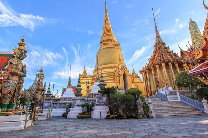 The Grand Palace, Wat Phra Kaew, Wat Pho Tour with Massage option - Why this route works for a first Bangkok morning