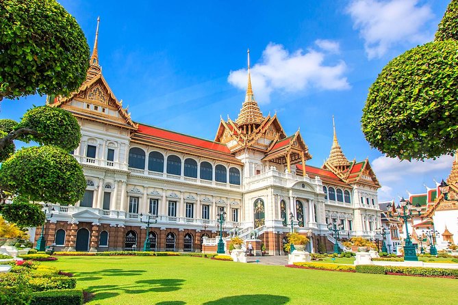 The Grand Palace, Wat Phra Kaew, Wat Pho Tour with Massage option - What the guide can make or break