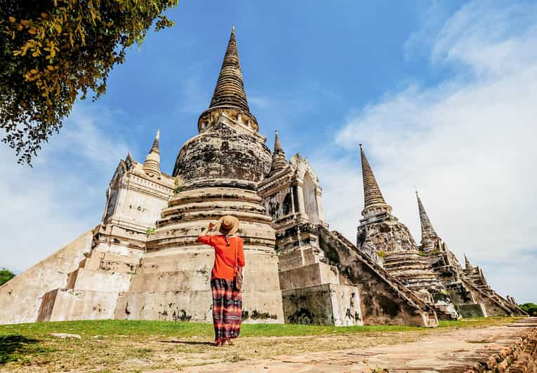 The Old Siam: Ayutthaya Temples Small Group Tour with Lunch - What lunch adds to the day