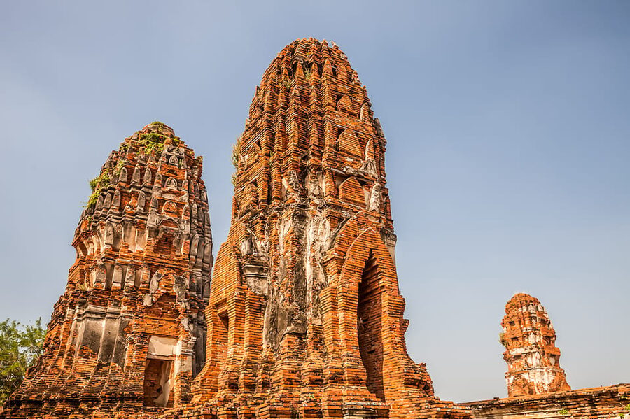 The Old Siam: Ayutthaya Temples Small Group Tour with Lunch - Guides, explanations, and the small-group feel