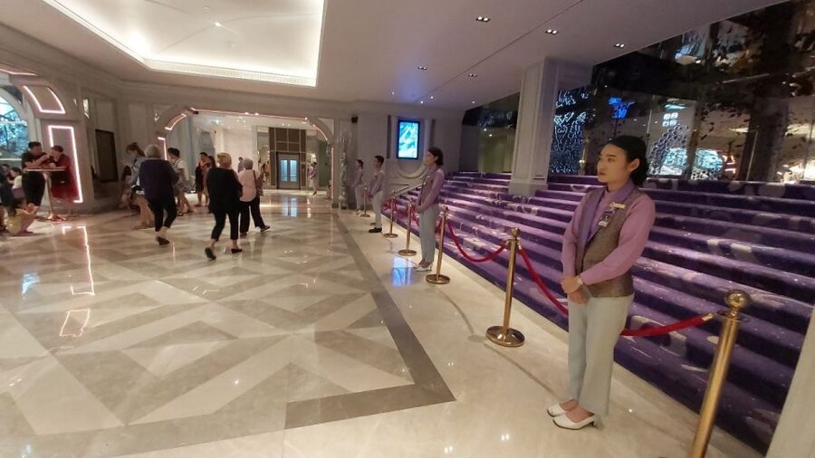 Tiffany's Show Pattaya: Cabaret Show Entry Ticket - The audience experience and family appeal