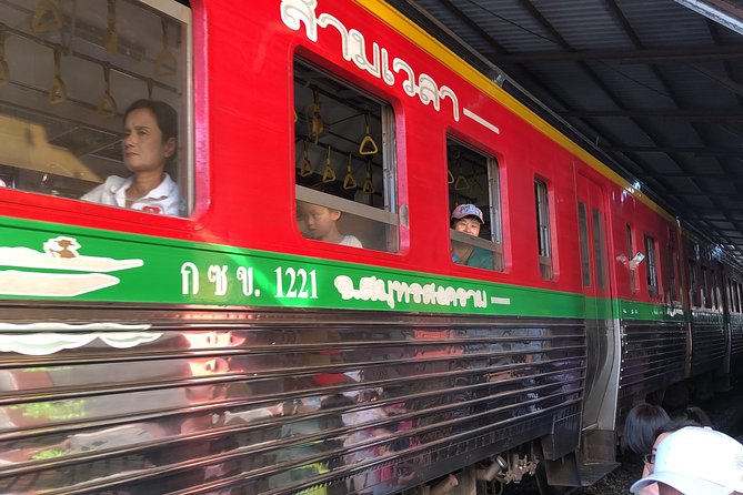 Train Market and Floating Market half day tour - One hour by boat at Damnoen Saduak