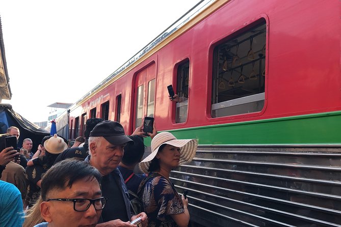 Train Market and Floating Market half day tour - Should you book the Train Market and Floating Market tour?