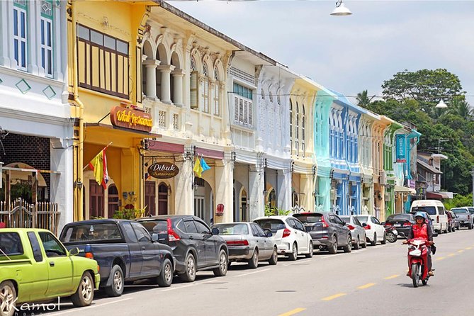 Travstore Original Phuket Discovery Tour - Shared Half Day City Tour - Guides, language, and the human factor